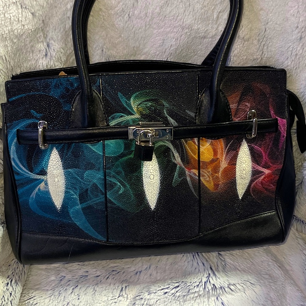 PRICED TO SELL! Hand painted Real STINGRAY handbag purse tote-stunning!
